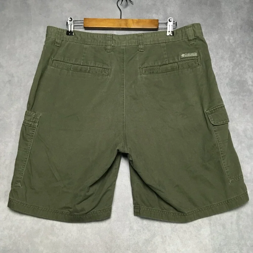 Columbia mens green